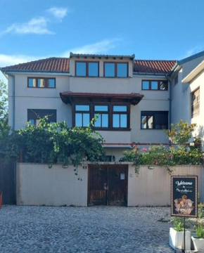 Apartments Azra
